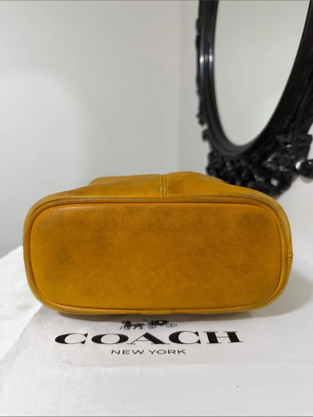 Coach Vintage 4148 Mustard Leather Top-Handle Shoulder Bag
